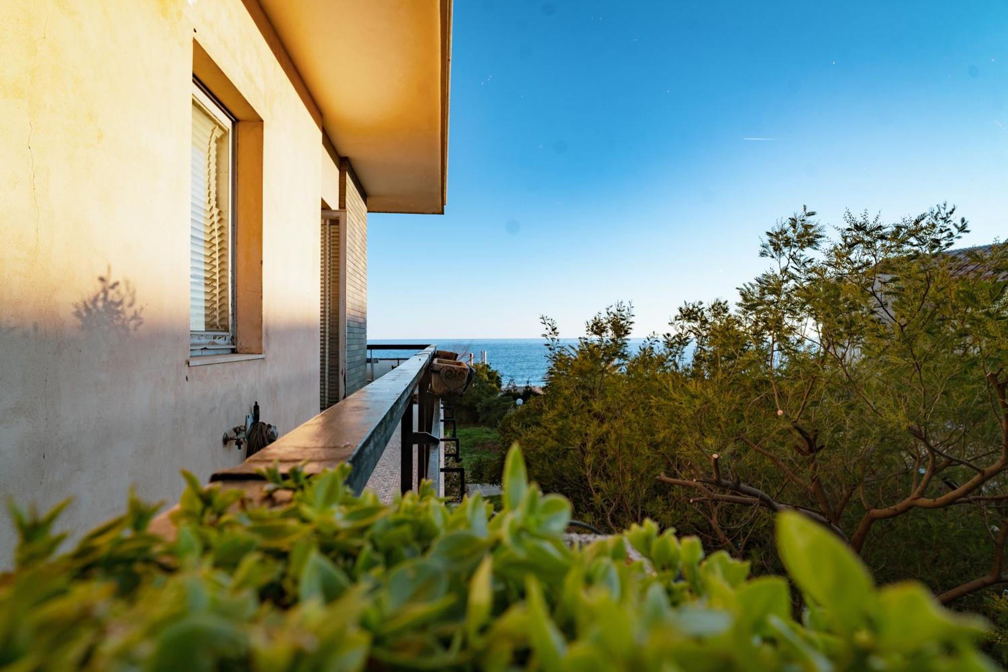 L'Onda Giusta Apartment Savona Exterior photo